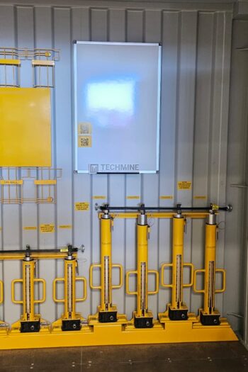 Inside 5S Container
